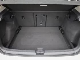 Volkswagen Golf thumbnail 17