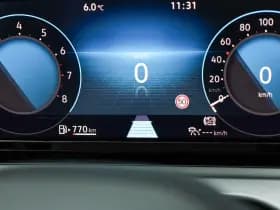 Volkswagen Golf thumbnail 22