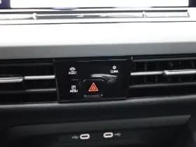 Volkswagen Golf thumbnail 29