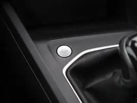 Volkswagen Golf thumbnail 32
