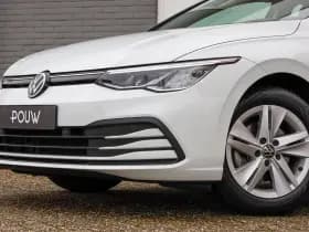 Volkswagen Golf thumbnail 43
