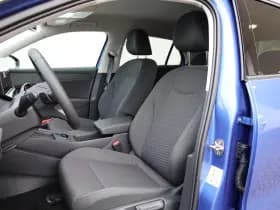Volkswagen T-Roc thumbnail 4