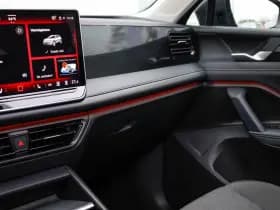 Volkswagen Tiguan thumbnail 33