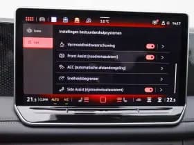 Volkswagen Tiguan thumbnail 44