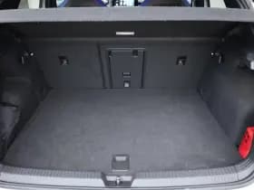 Volkswagen Golf thumbnail 16
