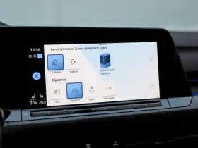 Volkswagen Golf thumbnail 34