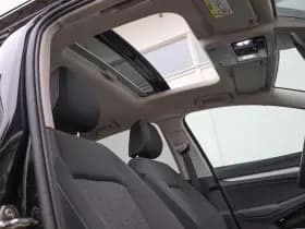Volkswagen Golf thumbnail 15
