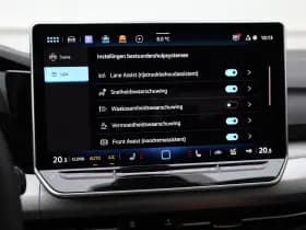 Volkswagen Golf thumbnail 38