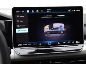 Volkswagen Golf thumbnail 41