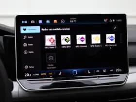 Volkswagen Golf thumbnail 42