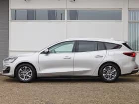 Ford Focus thumbnail 12