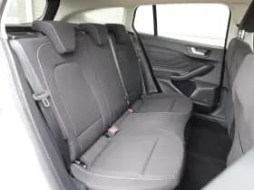 Ford Focus thumbnail 15