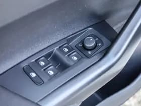 Volkswagen Polo thumbnail 24