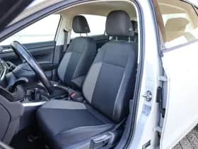 Volkswagen Polo thumbnail 4