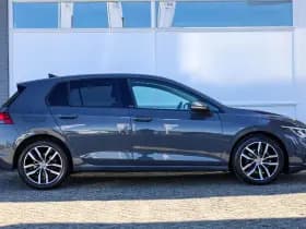 Volkswagen Golf thumbnail 3