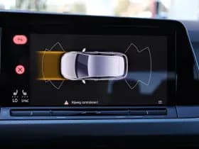 Volkswagen Golf thumbnail 33