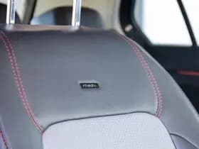 Volkswagen Golf thumbnail 38