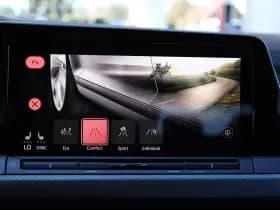 Volkswagen Golf thumbnail 44