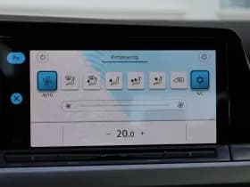 Volkswagen Golf thumbnail 28