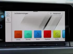 Volkswagen Golf thumbnail 39