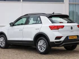 Volkswagen T-Roc thumbnail 11