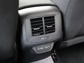 Volkswagen T-Roc thumbnail 19