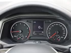 Volkswagen T-Roc thumbnail 23