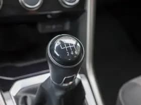 Volkswagen T-Roc thumbnail 31