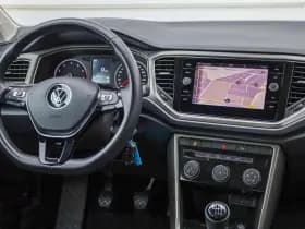 Volkswagen T-Roc thumbnail 38
