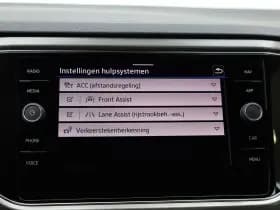 Volkswagen T-Roc thumbnail 39