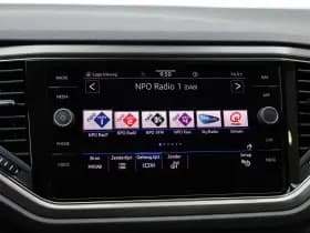 Volkswagen T-Roc thumbnail 43