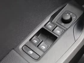 SEAT Ibiza thumbnail 18