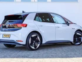Volkswagen ID.3 thumbnail 2