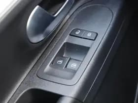 Volkswagen Up! thumbnail 20