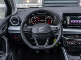 SEAT Arona thumbnail 24