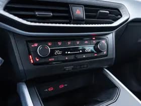 SEAT Arona thumbnail 25