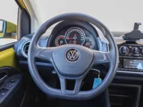 Volkswagen Up! thumbnail 18
