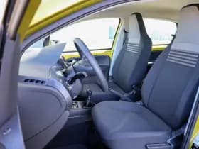 Volkswagen Up! thumbnail 4