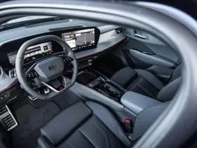 Audi Q3 thumbnail 12