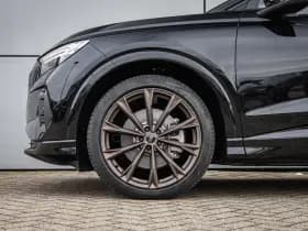 Audi Q4 thumbnail 12