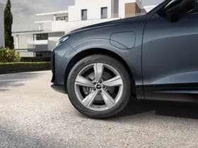Audi Q3 thumbnail 10
