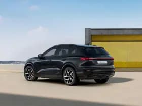 Audi Q6 e-tron thumbnail 2