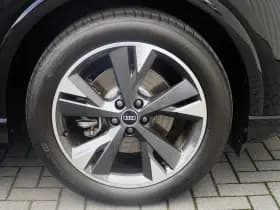 Audi Q4 e-tron thumbnail 16