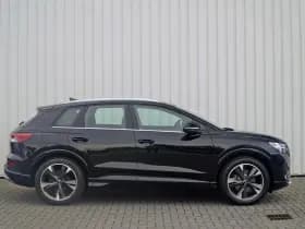 Audi Q4 e-tron thumbnail 3