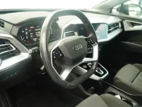Audi Q4 e-tron thumbnail 21