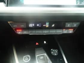 Audi Q4 e-tron thumbnail 29