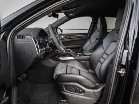 Porsche Cayenne thumbnail 4