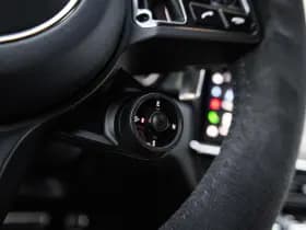 Porsche Cayenne thumbnail 31