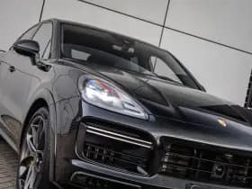 Porsche Cayenne thumbnail 10