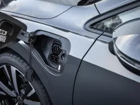Volkswagen Golf thumbnail 13